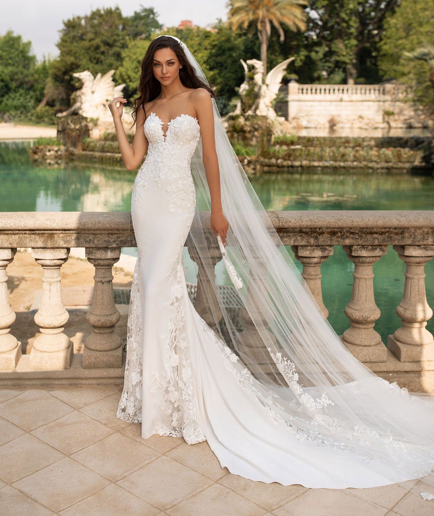 Chloe Lane Bridal featured work